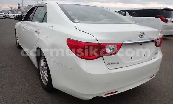 Acheter Occasion Voiture Toyota Mark X Blanc à Beitbridge, Matabeleland South Acheter Occasion Voiture Toyota Mark X Blanc à Beitbridge, Matabeleland South