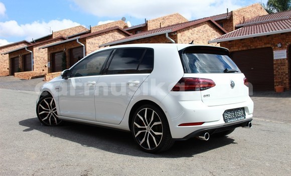 Tenga Tsaru Volkswagen Golf GTI Chena Mota in Beitbridge in Matabeleland South Tenga Tsaru Volkswagen Golf GTI Chena Mota in Beitbridge in Matabeleland South