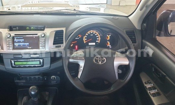 Tenga Tsaru Toyota Hilux Chena Mota in Beitbridge in Matabeleland South Tenga Tsaru Toyota Hilux Chena Mota in Beitbridge in Matabeleland South