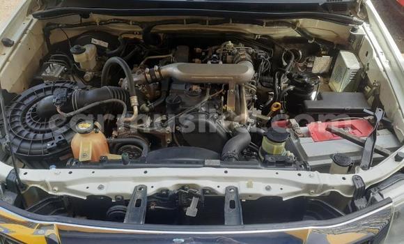 Buy Used Toyota Hilux White Car in Beitbridge in Matabeleland South Buy Used Toyota Hilux White Car in Beitbridge in Matabeleland South