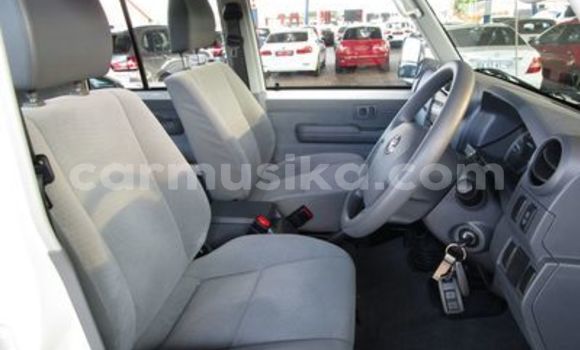 Tenga Tsaru Toyota Land Cruiser Chena Mota in Beitbridge in Matabeleland South Tenga Tsaru Toyota Land Cruiser Chena Mota in Beitbridge in Matabeleland South