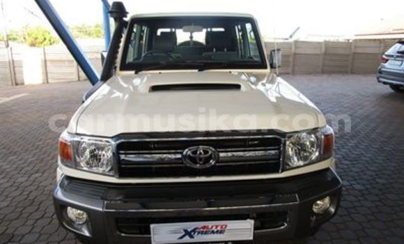 Tenga Tsaru Toyota Land Cruiser Chena Mota in Beitbridge in Matabeleland South Tenga Tsaru Toyota Land Cruiser Chena Mota in Beitbridge in Matabeleland South