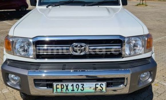 Tenga Tsaru Toyota Land Cruiser Chena Mota in Beitbridge in Matabeleland South Tenga Tsaru Toyota Land Cruiser Chena Mota in Beitbridge in Matabeleland South