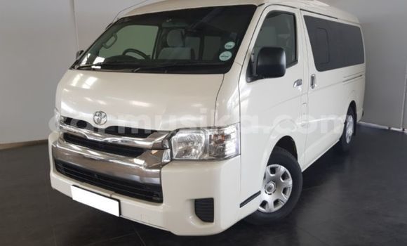 Tenga Tsaru Toyota 2000GT Chena Mota in Beitbridge in Matabeleland South Tenga Tsaru Toyota 2000GT Chena Mota in Beitbridge in Matabeleland South