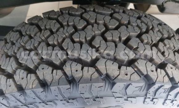 Buy Used Toyota Hilux White Car in Beitbridge in Matabeleland South Buy Used Toyota Hilux White Car in Beitbridge in Matabeleland South