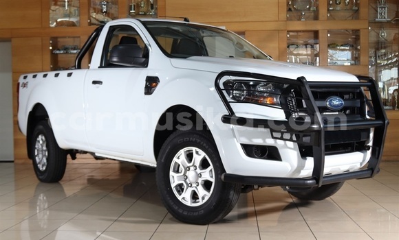 Nunua Ilio tumika Ford Ranger Nyeupe Gari ndani ya Beitbridge nchini Matabeleland Kusini Nunua Ilio tumika Ford Ranger Nyeupe Gari ndani ya Beitbridge nchini Matabeleland Kusini