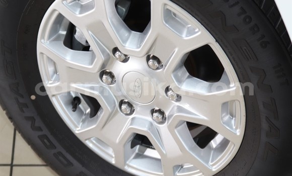 Nunua Ilio tumika Ford Ranger Nyeupe Gari ndani ya Beitbridge nchini Matabeleland Kusini Nunua Ilio tumika Ford Ranger Nyeupe Gari ndani ya Beitbridge nchini Matabeleland Kusini