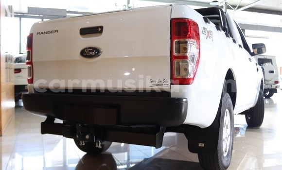 Nunua Ilio tumika Ford Ranger Nyeupe Gari ndani ya Beitbridge nchini Matabeleland Kusini Nunua Ilio tumika Ford Ranger Nyeupe Gari ndani ya Beitbridge nchini Matabeleland Kusini