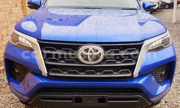 Nunua Ilio tumika Toyota Fortuner Bluu Gari ndani ya Beitbridge nchini Matabeleland Kusini Nunua Ilio tumika Toyota Fortuner Bluu Gari ndani ya Beitbridge nchini Matabeleland Kusini