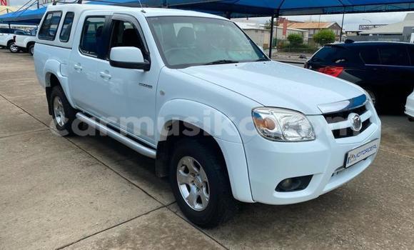 Buy Used Mazda BT-50 White Car in Beitbridge in Matabeleland South