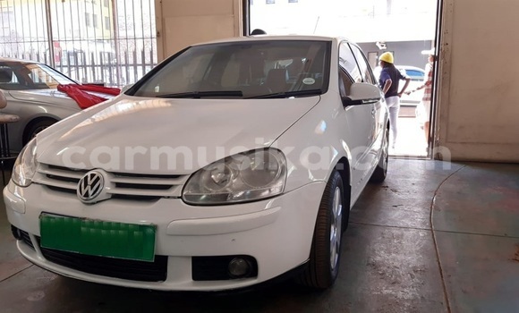 Tenga Tsaru Volkswagen Golf Chena Mota in Beitbridge in Matabeleland South Tenga Tsaru Volkswagen Golf Chena Mota in Beitbridge in Matabeleland South