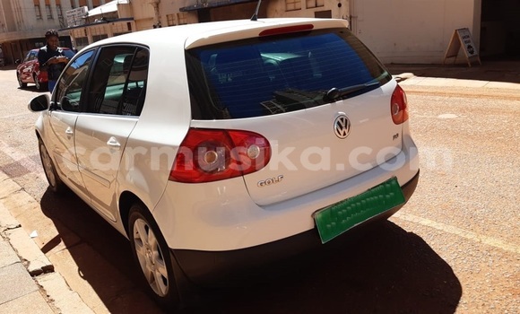 Tenga Tsaru Volkswagen Golf Chena Mota in Beitbridge in Matabeleland South Tenga Tsaru Volkswagen Golf Chena Mota in Beitbridge in Matabeleland South