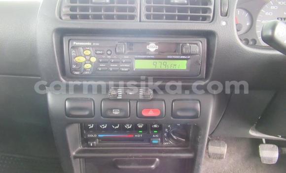 Acheter Occasion Voiture Nissan Sentra Gris à Beitbridge, Matabeleland South Acheter Occasion Voiture Nissan Sentra Gris à Beitbridge, Matabeleland South