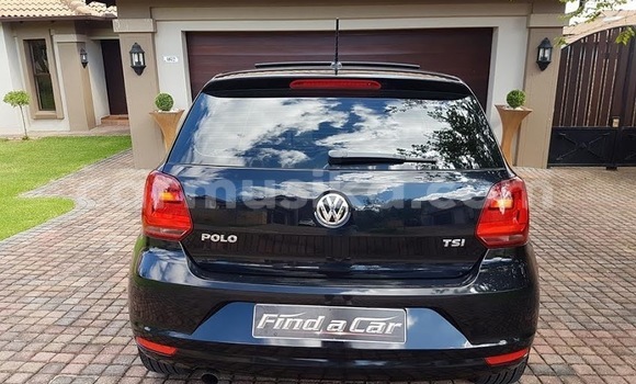 Acheter Occasion Voiture Volkswagen Polo Noir à Beitbridge, Matabeleland South Acheter Occasion Voiture Volkswagen Polo Noir à Beitbridge, Matabeleland South
