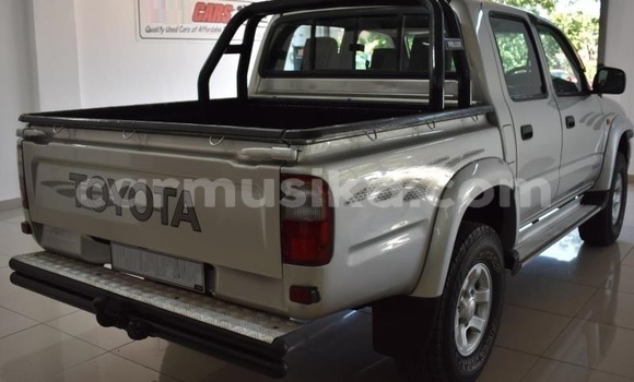 Tenga Tsaru Toyota Hilux Sirivha Mota in Beitbridge in Matabeleland South Tenga Tsaru Toyota Hilux Sirivha Mota in Beitbridge in Matabeleland South