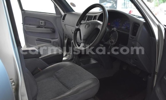 Tenga Tsaru Toyota Hilux Sirivha Mota in Beitbridge in Matabeleland South Tenga Tsaru Toyota Hilux Sirivha Mota in Beitbridge in Matabeleland South