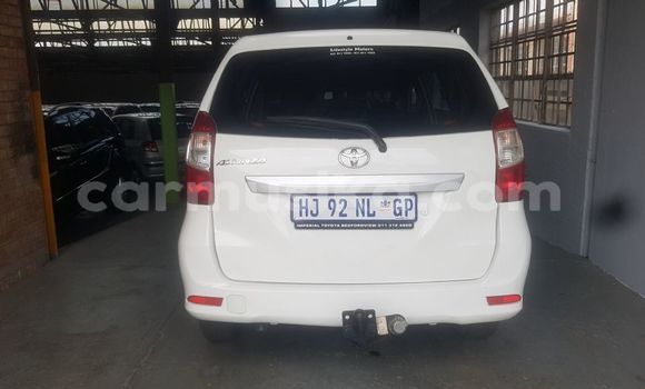 Acheter Occasion Voiture Toyota Avanza Blanc à Beitbridge, Matabeleland South Acheter Occasion Voiture Toyota Avanza Blanc à Beitbridge, Matabeleland South
