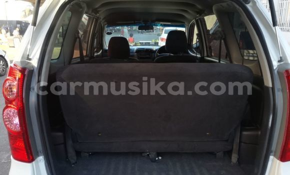 Acheter Occasion Voiture Toyota Avanza Blanc à Beitbridge, Matabeleland South Acheter Occasion Voiture Toyota Avanza Blanc à Beitbridge, Matabeleland South