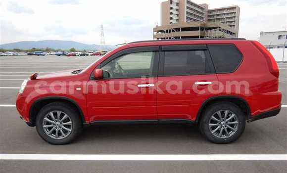 Acheter Occasion Voiture Nissan X–Trail Rouge à Beitbridge, Matabeleland South Acheter Occasion Voiture Nissan X–Trail Rouge à Beitbridge, Matabeleland South