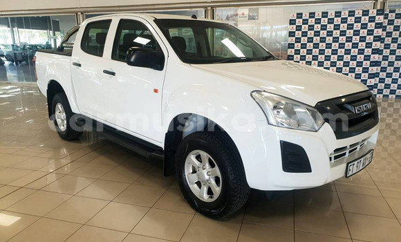 Acheter Occasion Voiture Isuzu KB Blanc à Harare, Harare Acheter Occasion Voiture Isuzu KB Blanc à Harare, Harare
