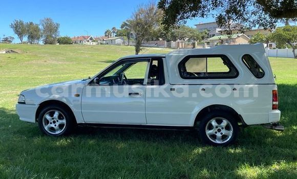Acheter Occasion Voiture Ford B-MAX Blanc à Harare, Harare Acheter Occasion Voiture Ford B-MAX Blanc à Harare, Harare