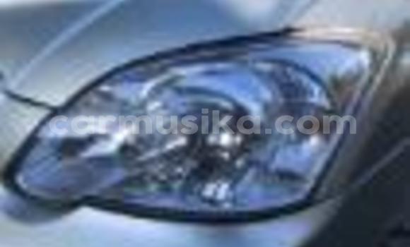 Acheter Occasion Voiture Toyota Runx Gris à Harare, Harare Acheter Occasion Voiture Toyota Runx Gris à Harare, Harare