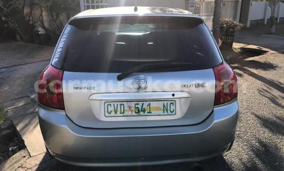 Acheter Occasion Voiture Toyota Runx Gris à Harare, Harare Acheter Occasion Voiture Toyota Runx Gris à Harare, Harare