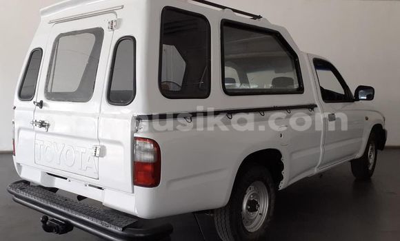 Buy Used Toyota Hilux White Car in Harare in Harare Buy Used Toyota Hilux White Car in Harare in Harare