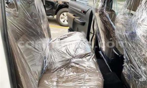 Buy Used Toyota Hilux White Car in Beitbridge in Matabeleland South Buy Used Toyota Hilux White Car in Beitbridge in Matabeleland South