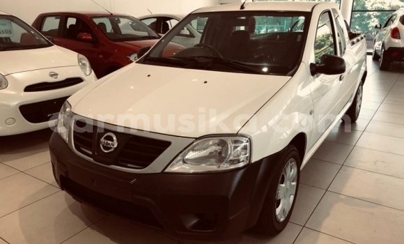 Tenga Tsaru Nissan NV200 Chena Mota in Beitbridge in Matabeleland South