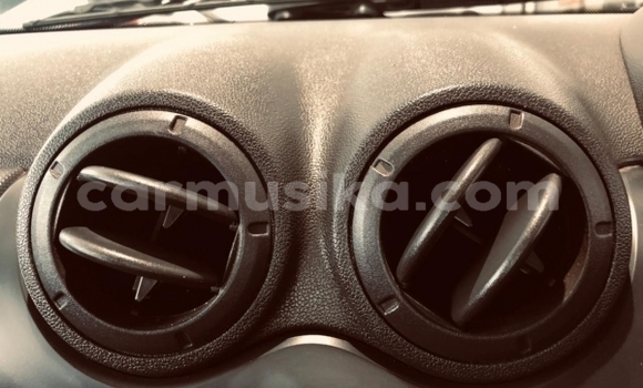 Buy Used Nissan NV200 White Car in Beitbridge in Matabeleland South Buy Used Nissan NV200 White Car in Beitbridge in Matabeleland South