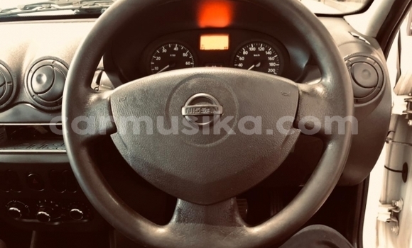 Buy Used Nissan NV200 White Car in Beitbridge in Matabeleland South Buy Used Nissan NV200 White Car in Beitbridge in Matabeleland South