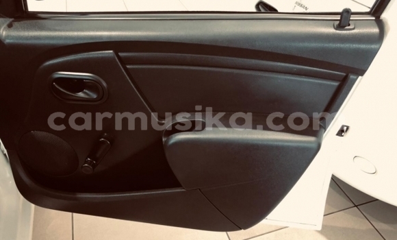 Buy Used Nissan NV200 White Car in Beitbridge in Matabeleland South Buy Used Nissan NV200 White Car in Beitbridge in Matabeleland South