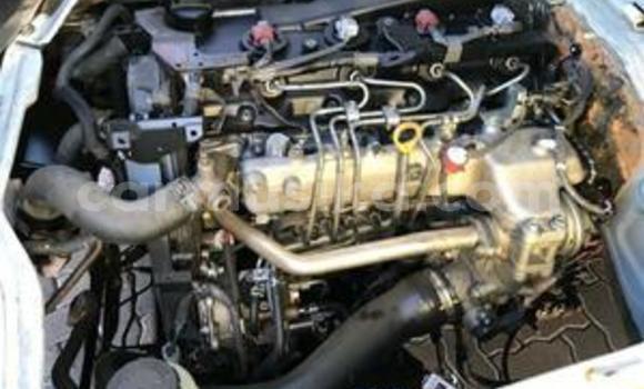 Buy Used Toyota Hiace White Car in Beitbridge in Matabeleland South Buy Used Toyota Hiace White Car in Beitbridge in Matabeleland South