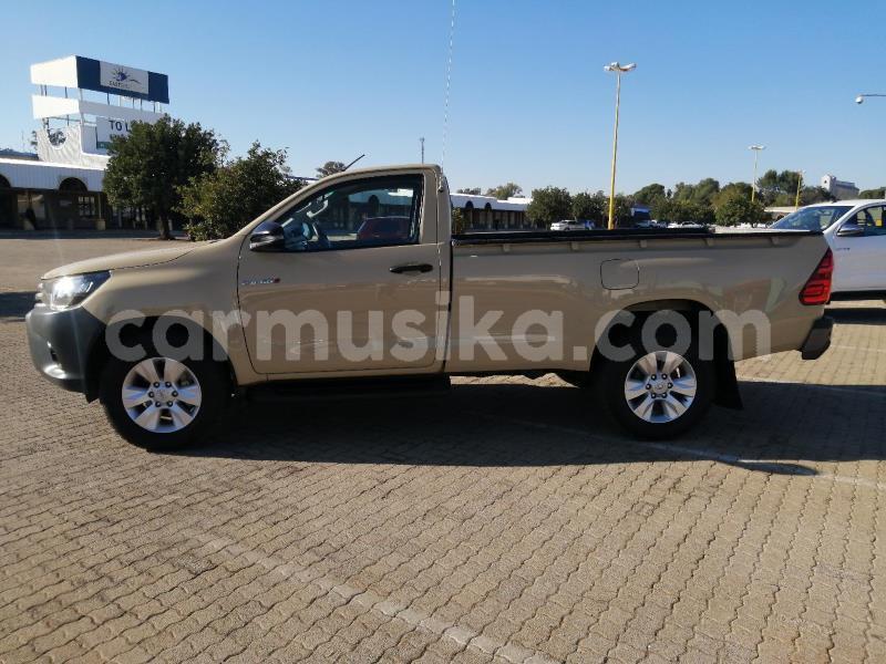 Big with watermark toyota hilux matabeleland south beitbridge 21477