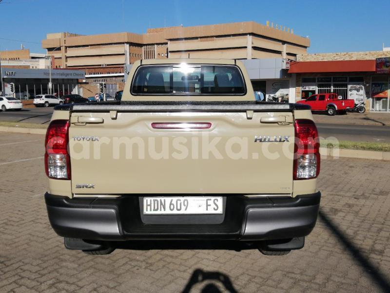 Big with watermark toyota hilux matabeleland south beitbridge 21477