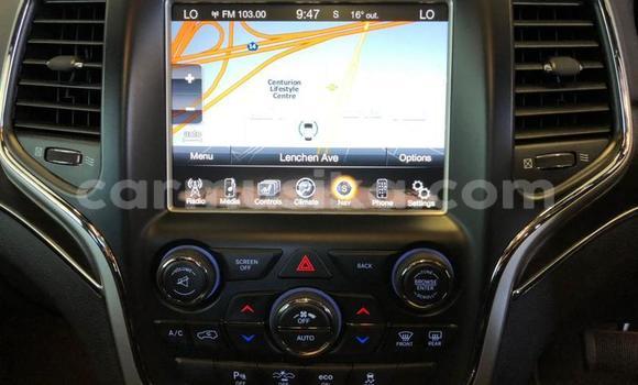 Acheter Occasion Voiture Jeep Grand Cherokee Rouge à Beitbridge, Matabeleland South Acheter Occasion Voiture Jeep Grand Cherokee Rouge à Beitbridge, Matabeleland South