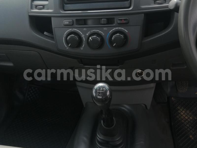 Big with watermark toyota hilux matabeleland south beitbridge 21487