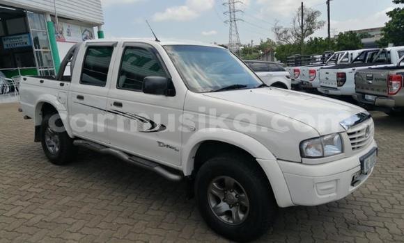 Tenga Tsaru Mazda 2 Chena Mota in Alexandra Park in Harare Tenga Tsaru Mazda 2 Chena Mota in Alexandra Park in Harare