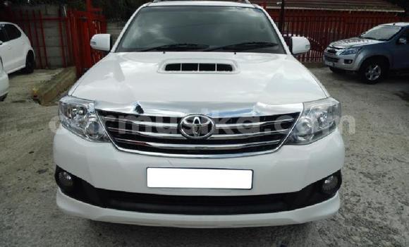 Buy Used Toyota Fortuner White Car in Beitbridge in Matabeleland South