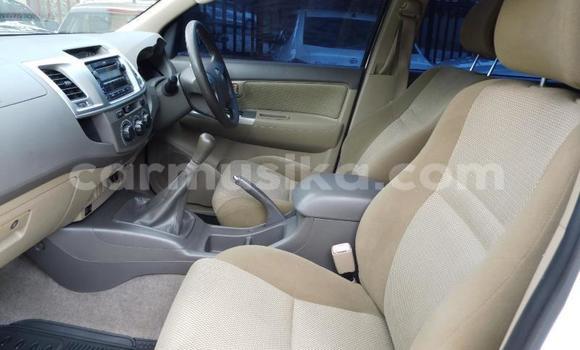 Acheter Occasion Voiture Toyota Fortuner Blanc à Beitbridge, Matabeleland South Acheter Occasion Voiture Toyota Fortuner Blanc à Beitbridge, Matabeleland South