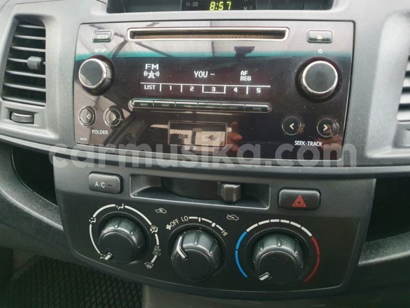 Big with watermark toyota hilux matabeleland south beitbridge 21491