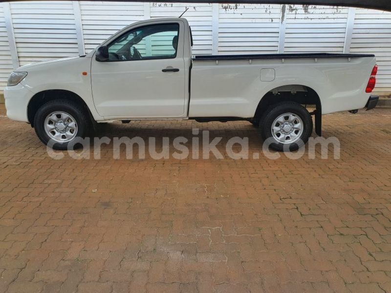 Big with watermark toyota hilux matabeleland south beitbridge 21491