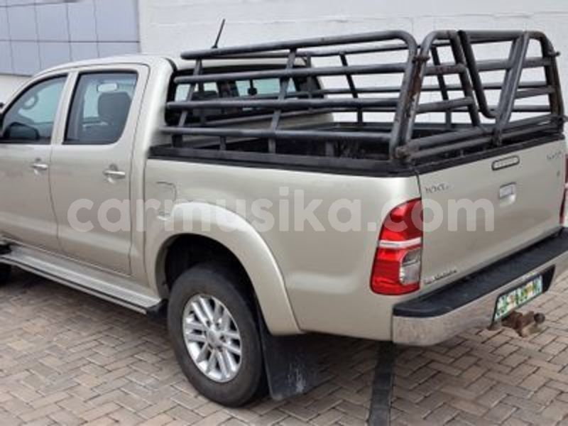 Big with watermark toyota hilux matabeleland south beitbridge 21493