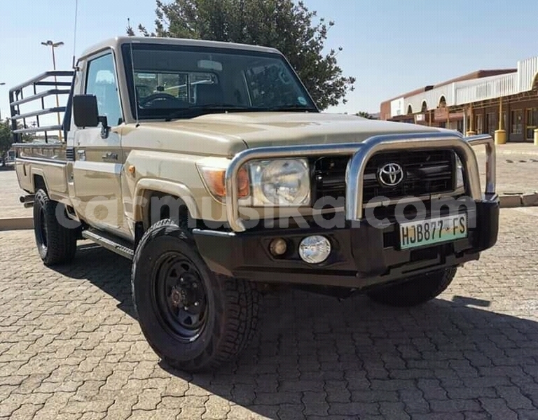 Big with watermark toyota land cruiser matabeleland south beitbridge 21496