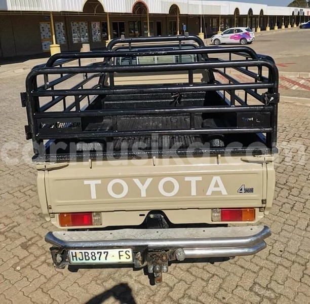 Big with watermark toyota land cruiser matabeleland south beitbridge 21496