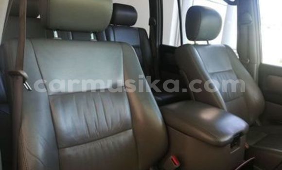 Buy Used Toyota Land Cruiser Prado White Car in Beitbridge in Matabeleland South Buy Used Toyota Land Cruiser Prado White Car in Beitbridge in Matabeleland South