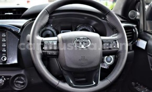 Tenga Tsaru Toyota Hilux Zvimwe Mota in Beitbridge in Matabeleland South Tenga Tsaru Toyota Hilux Zvimwe Mota in Beitbridge in Matabeleland South