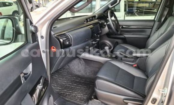 Tenga Tsaru Toyota Hilux Zvimwe Mota in Beitbridge in Matabeleland South Tenga Tsaru Toyota Hilux Zvimwe Mota in Beitbridge in Matabeleland South