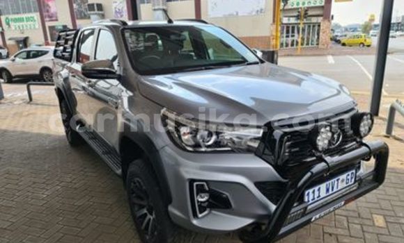 Tenga Tsaru Toyota Hilux Zvimwe Mota in Beitbridge in Matabeleland South Tenga Tsaru Toyota Hilux Zvimwe Mota in Beitbridge in Matabeleland South